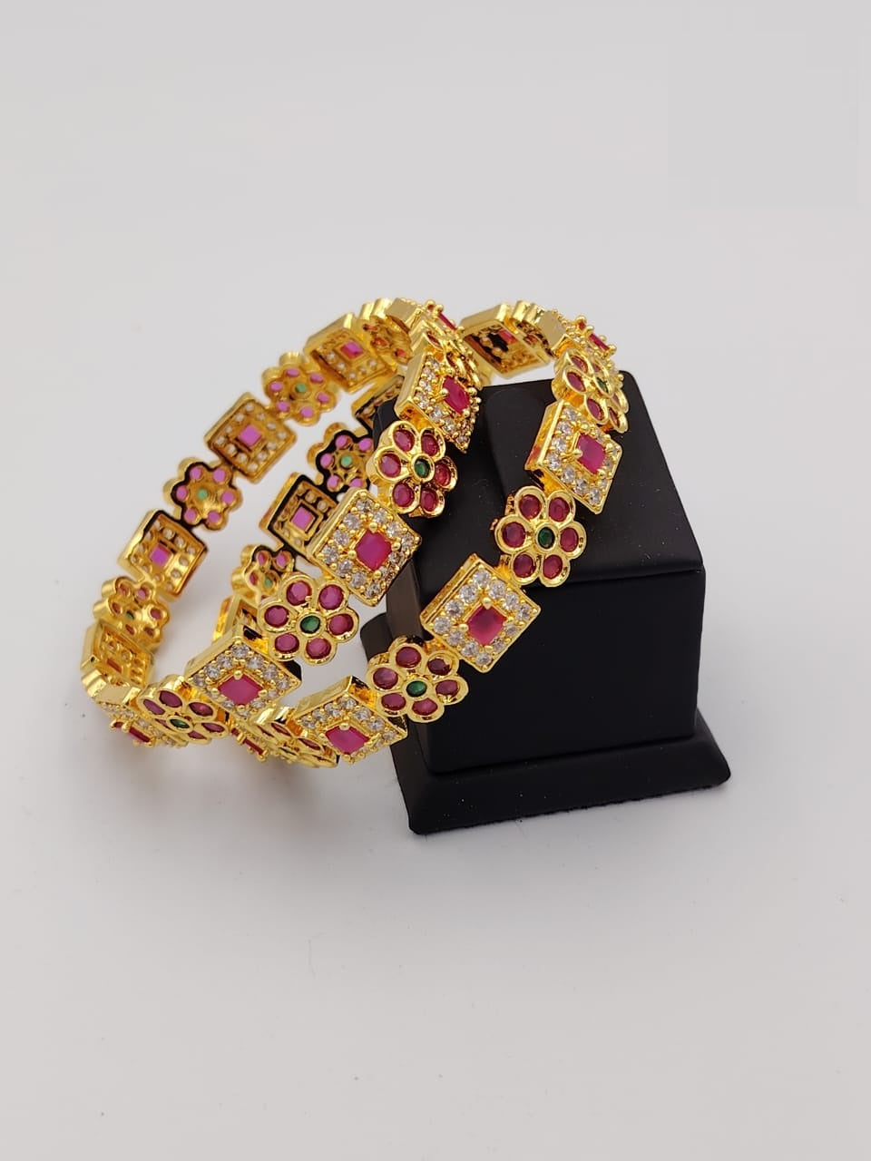 Elegant Bridal & Festive Bangles – Traditional Multi-Set for Women