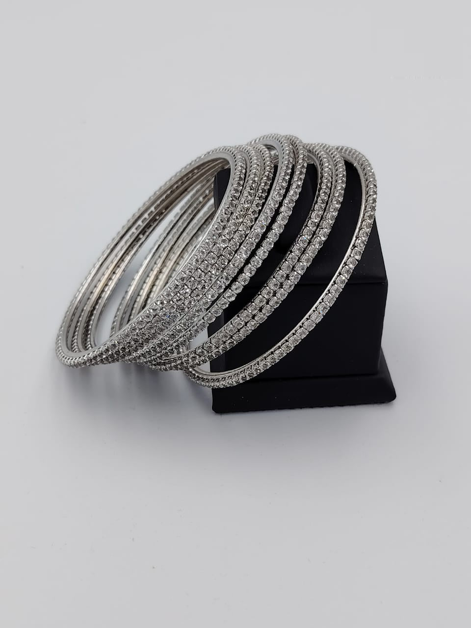 Elegant Bridal & Festive Bangles – Traditional Multi-Set for Women
