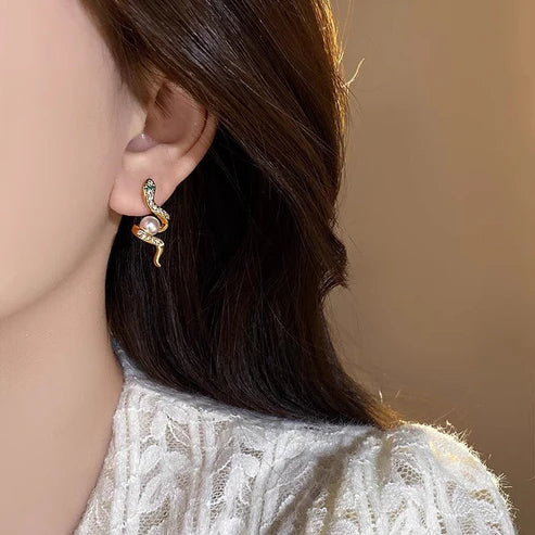 Exquisite Full Rhinestone Zircon Simulated Snake Earrings