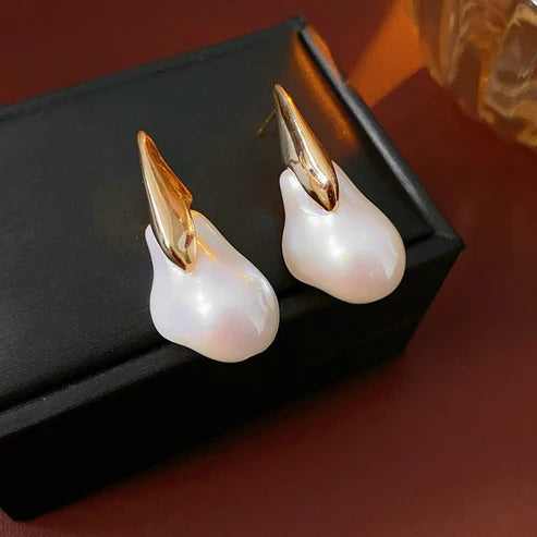Real Gold Electroplated Silver Needle Artificial Pearl Earrings – Irregular Design