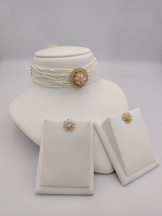 Elegant Pearl Choker Necklace Sets – With Statement Brooch & Earrings