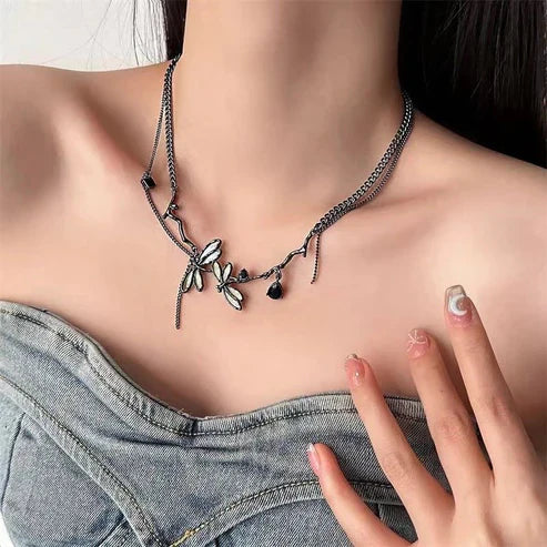 Colorful Dragonfly Dark Black Clavicle Chain High-Grade Necklace for Women