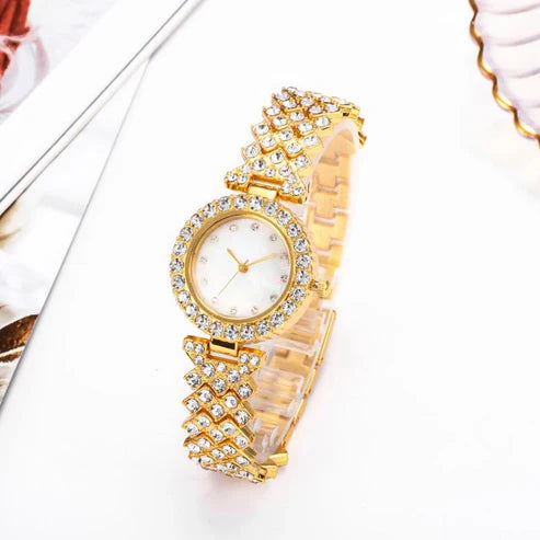 Fashion Simple Women's Quartz Watch – Diamond Alloy Edition