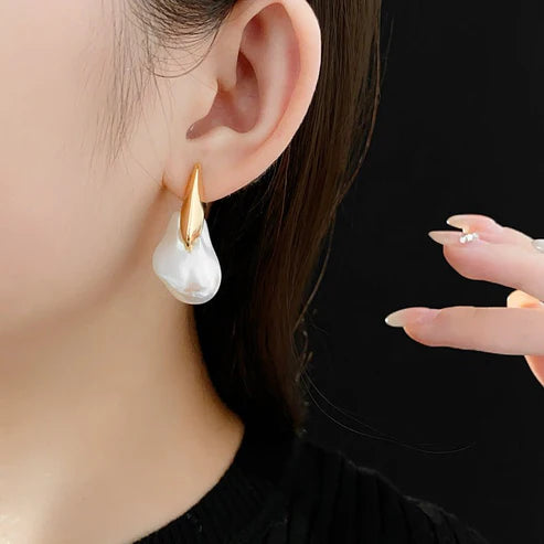Real Gold Electroplated Silver Needle Artificial Pearl Earrings – Irregular Design