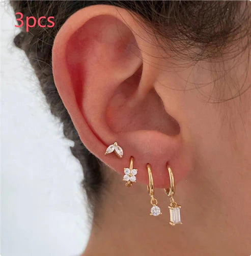 Women’s Geometric Flower Zircon Earrings – Gold & Platinum Folded Style